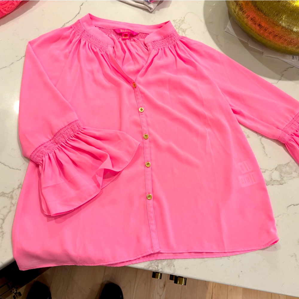 Bright pink lily top